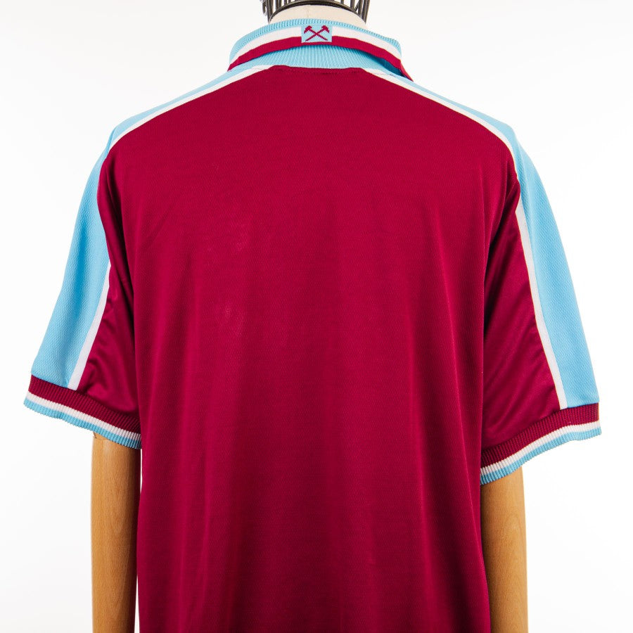 1999/2000 West Ham United Fila home jersey