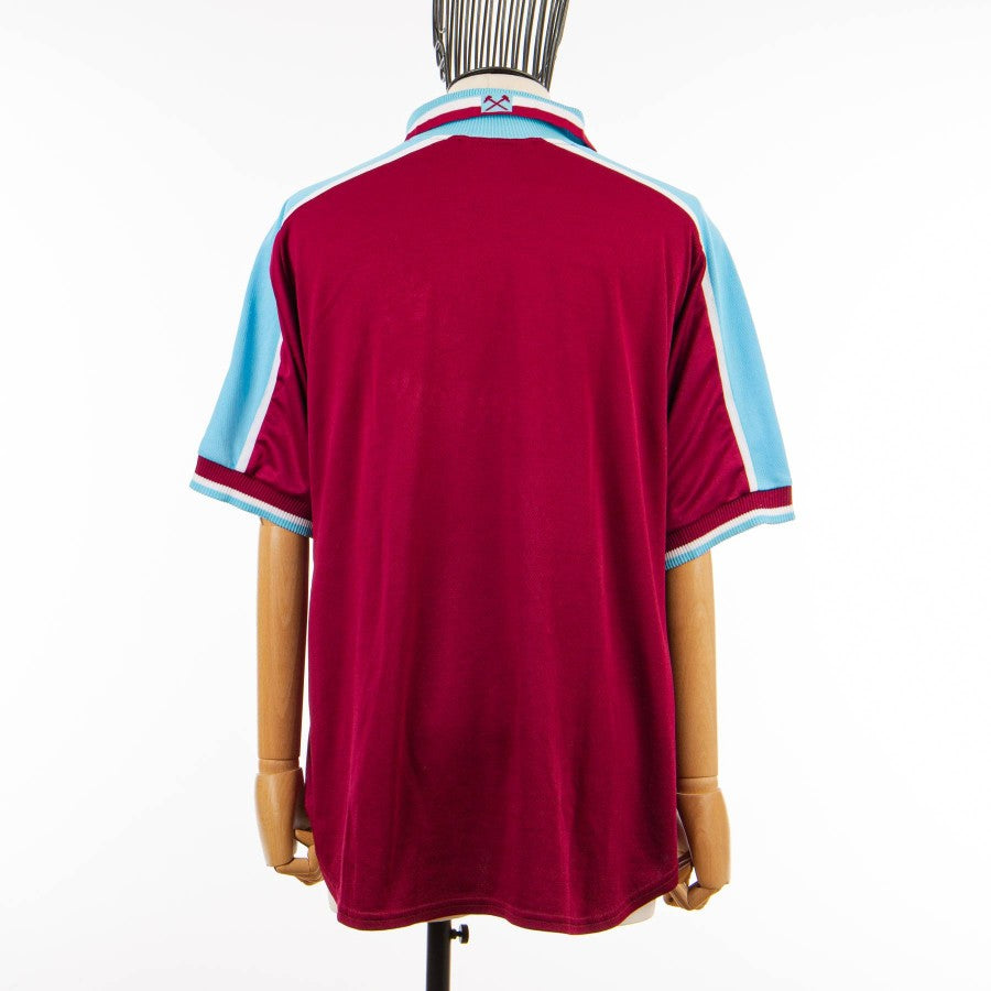 1999/2000 West Ham United Fila home jersey