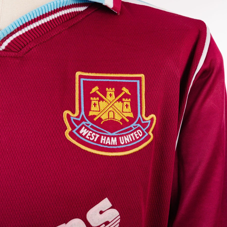 1999/2000 West Ham United Fila home jersey