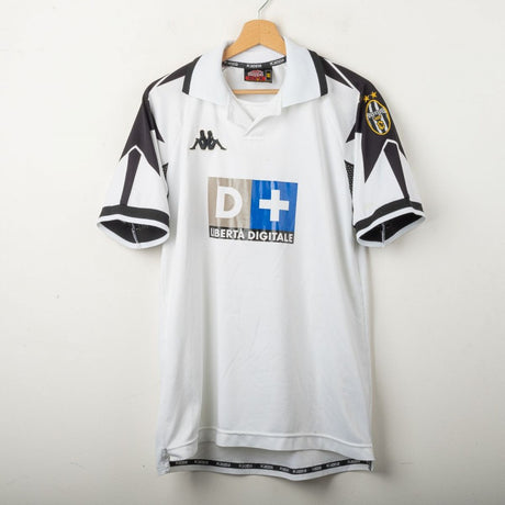 Maglia Away Juventus Kappa Inzaghi n9 1998/1999 by KAPPA - Home (2)