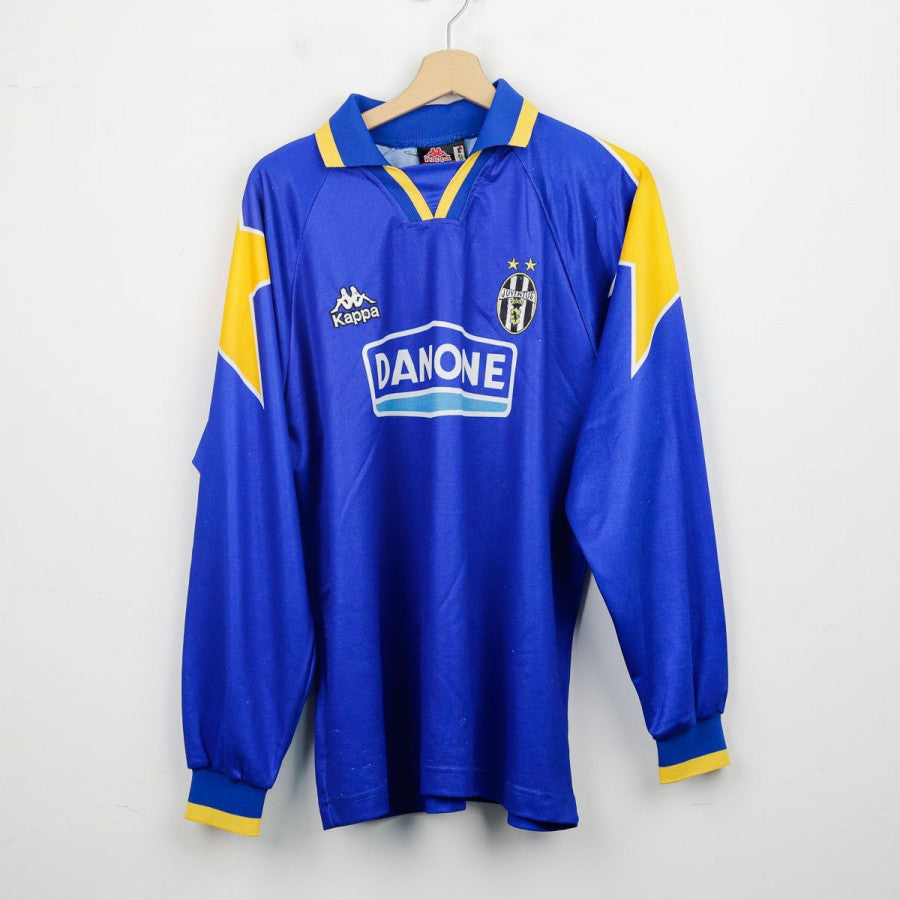 Juventus Kappa Long Sleeve Away Shirt 1994/1995