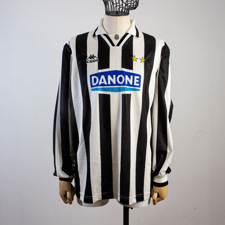 MAGLIA HOME JUVENTUS FERRARA N2 1994/1995 by KAPPA - Home (2)