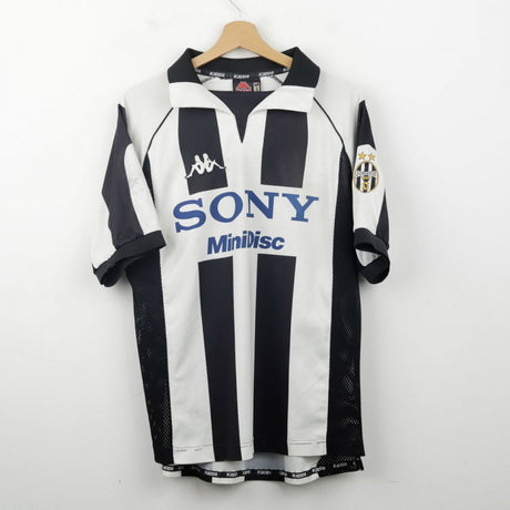 Maglia Home Juventus Kappa Inzaghi 9 1997/1998 by KAPPA - Home (2)