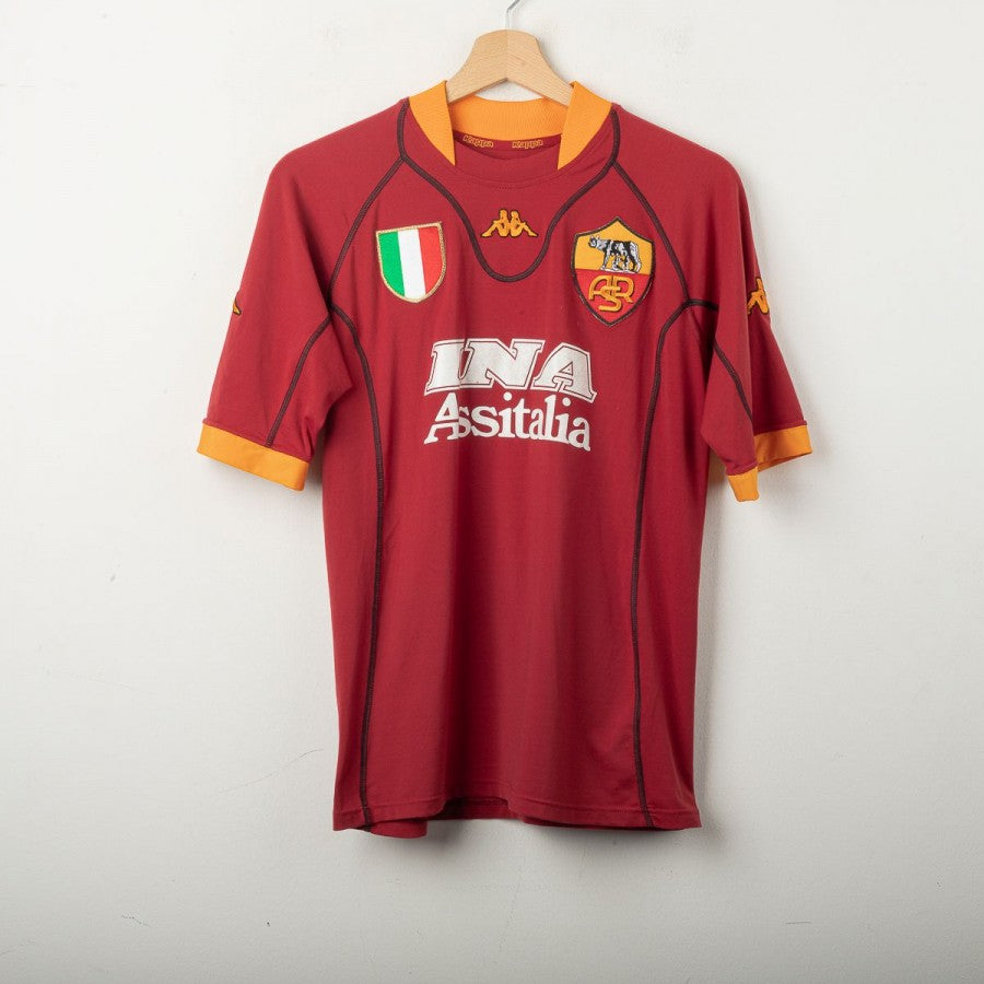 As Roma, Adidas firma la nuova maglia per la stagione 2023 2024. VIDEO | Sky TG24 As Roma, Adidas firma la nuova maglia per la stagione 2023 2024. VIDEO | Sky TG24