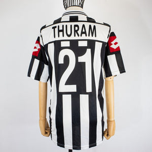 MAGLIA HOME JUVENTUS LOTTO 2001/2002 THURAM 21   by LOTTO - Le 7 sorelle