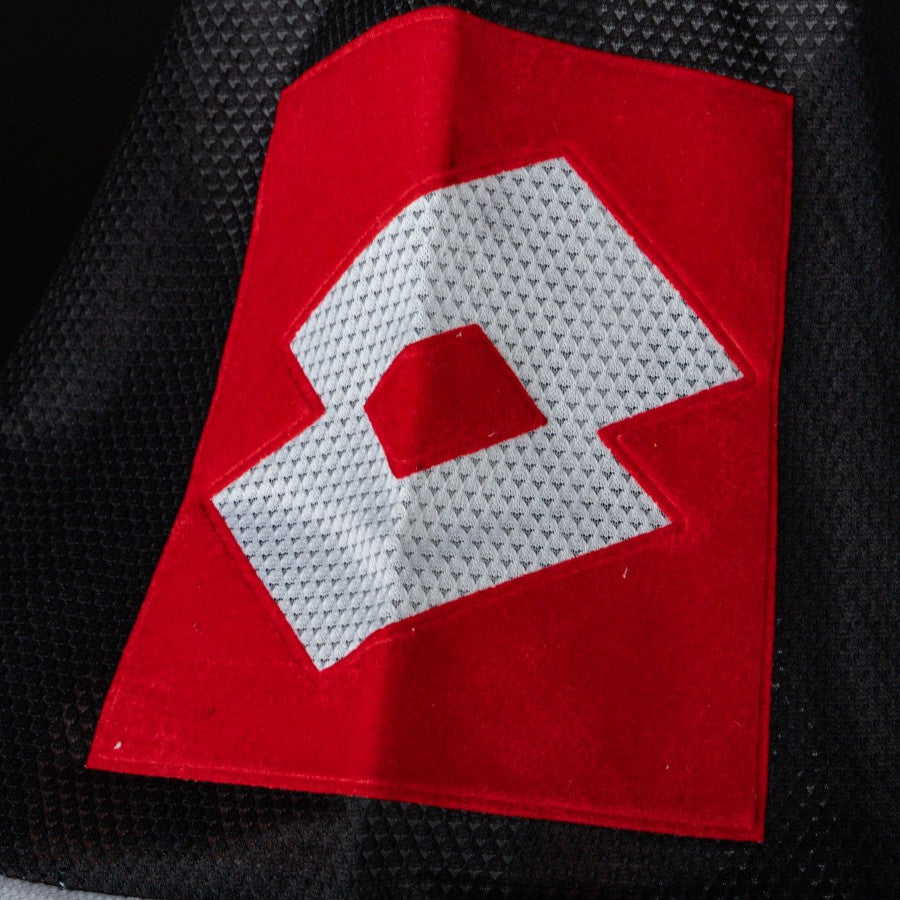 maglia home juventus lotto davids 26 2001/2002  by LOTTO - Home (5)