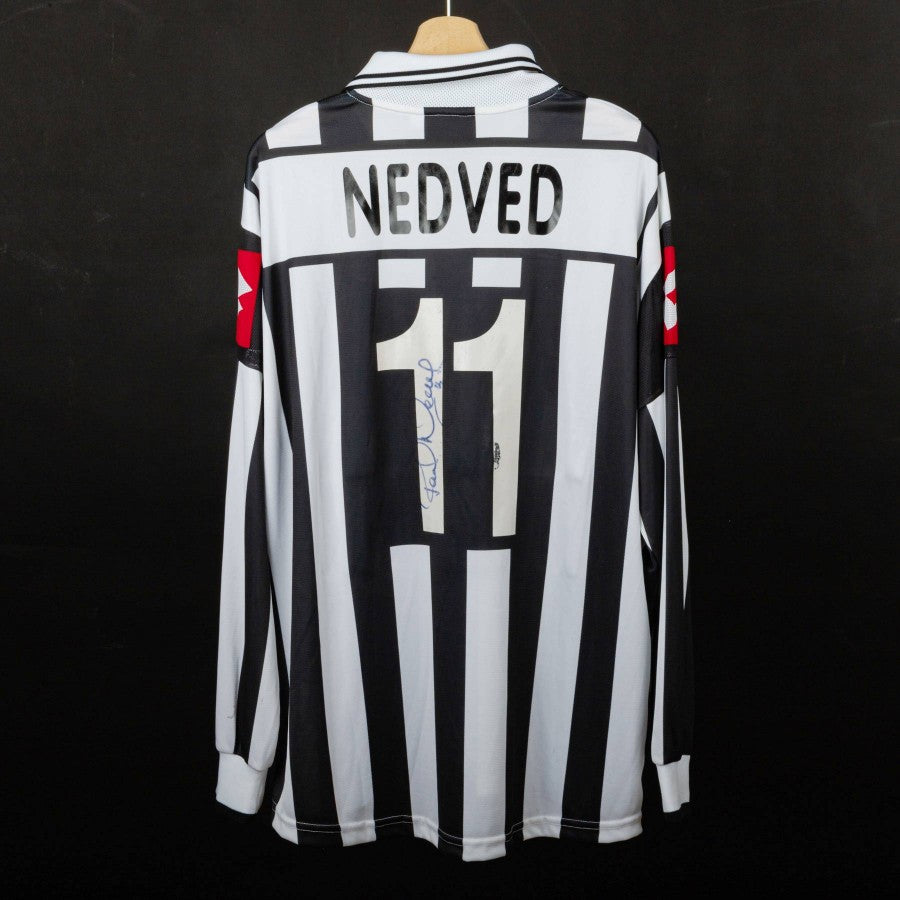 2001/2002 juventus lotto nedved 11 ls signed home jersey