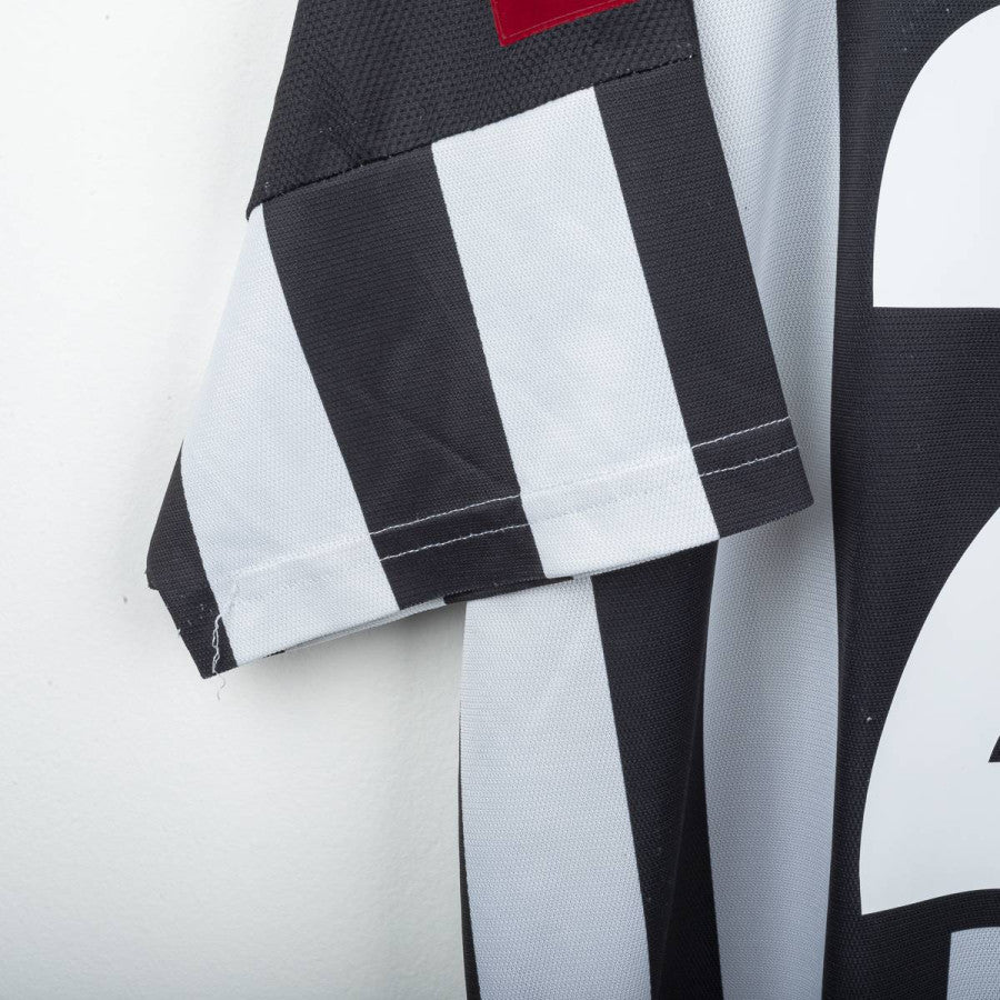 Maglia Home Juventus Lotto Thuram 21 2001/2002 by LOTTO - Home (8)
