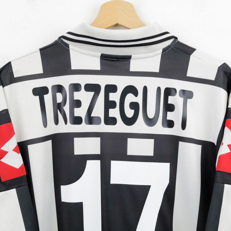 2001/2002 Home Juventus Shirt Trezeguet 17