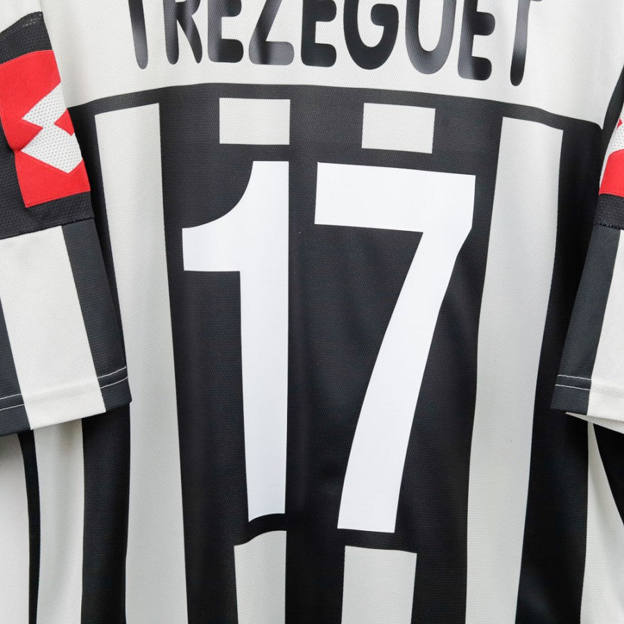 2001/2002 Home Juventus Shirt Trezeguet 17