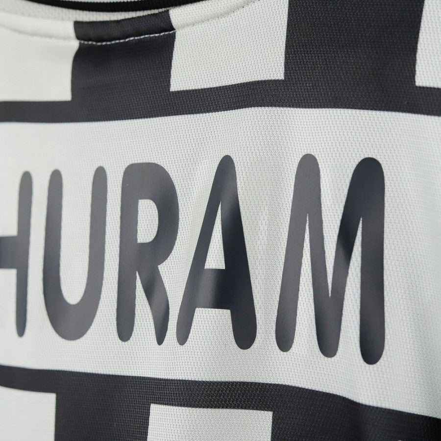 maglia home Juventus Thuram 21 2001/2002  by LOTTO - Home (11)