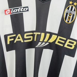 maglia home Juventus Thuram 21 2001/2002  by LOTTO - Home (15)