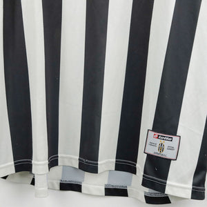 maglia home Juventus Thuram 21 2001/2002  by LOTTO - Home (18)