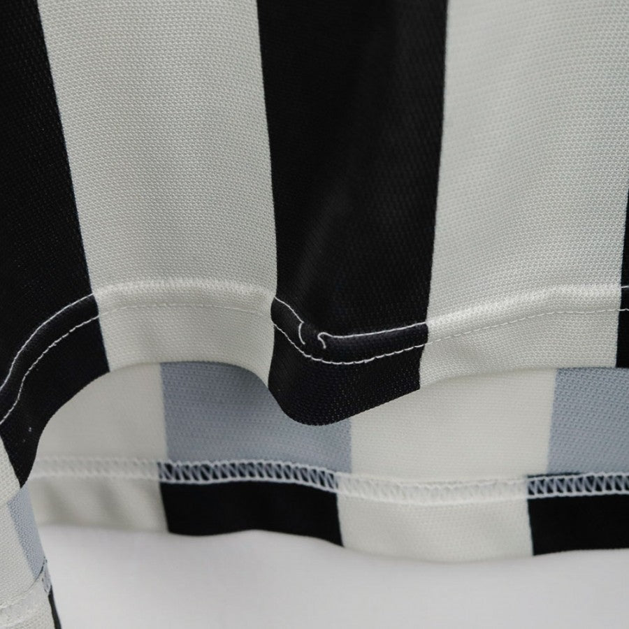 maglia home Juventus Thuram 21 2001/2002  by LOTTO - Home (20)