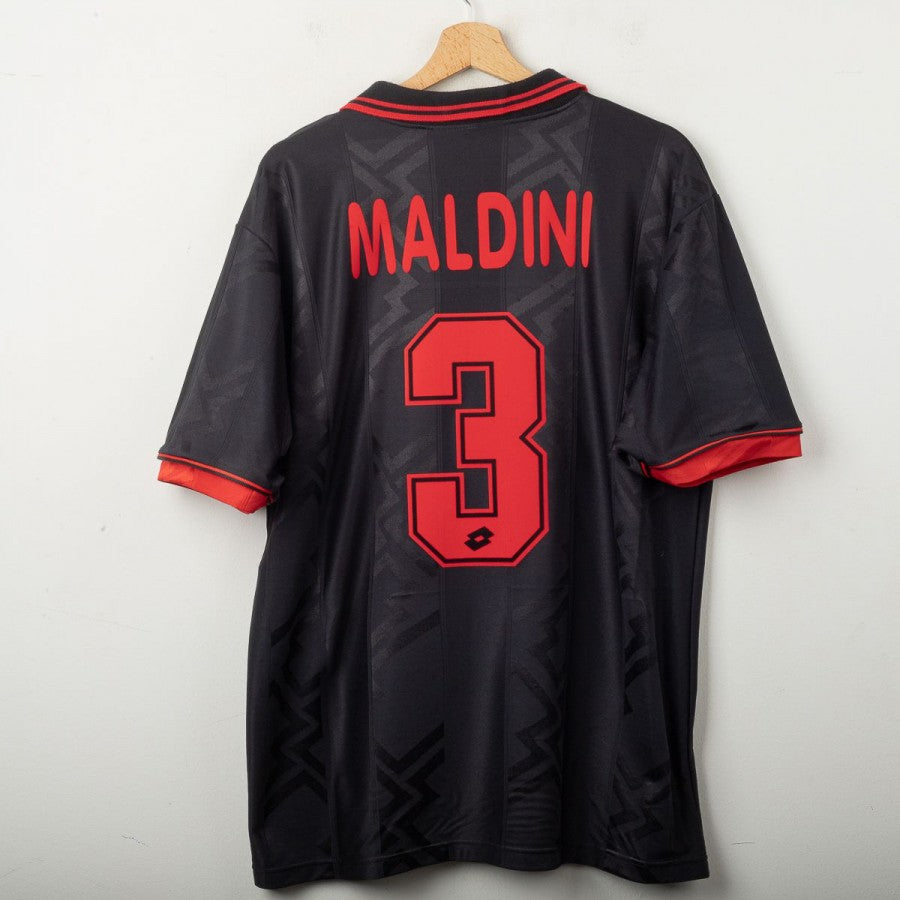 E*3様 Lotto AC Milan ユニフォーム 半袖 赤黒 lotto-maglia-third-milan-lotto E*3様 Lotto AC Milan ユニフォーム