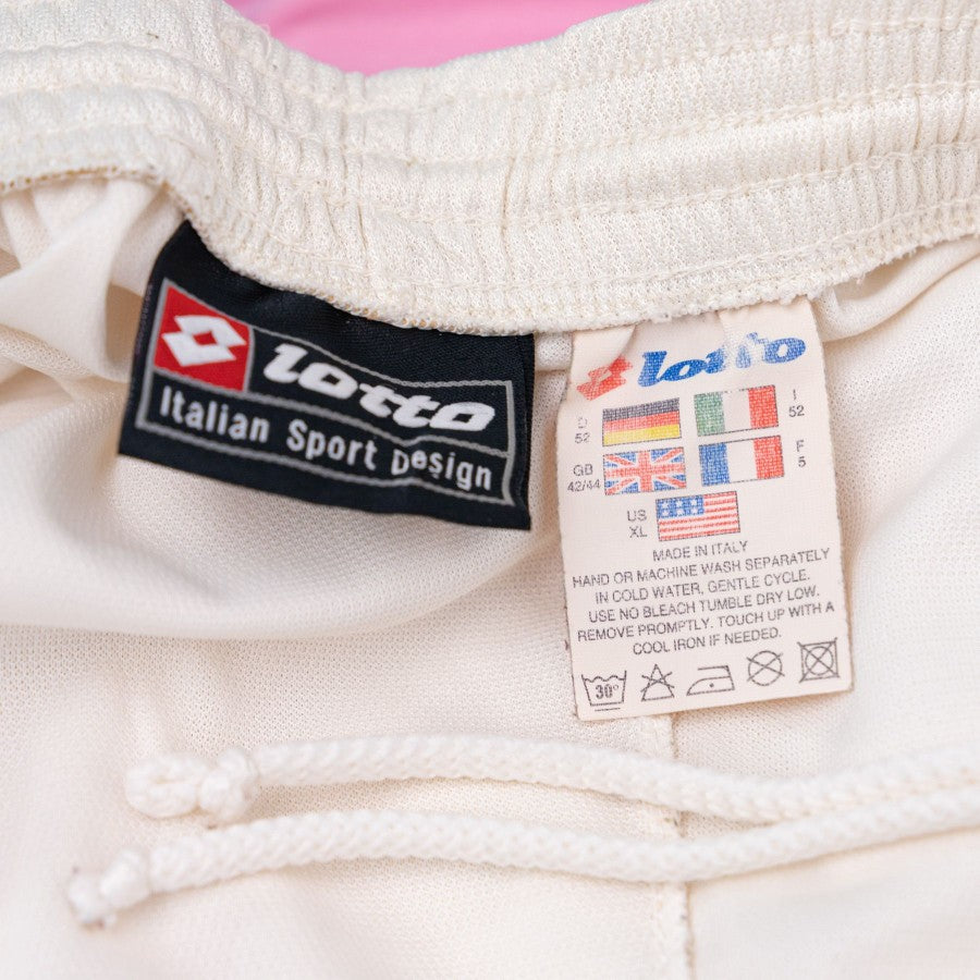 pantaloncini away juventus lotto N10 2002/2003 by LOTTO - Home (8)