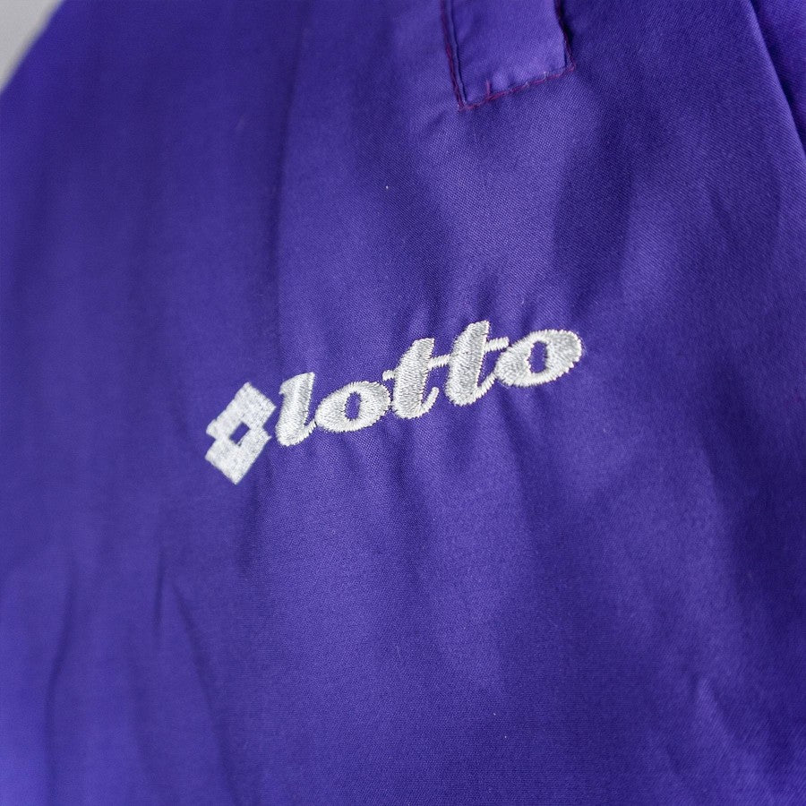 la maglia Away della Fiorentina 1992/93 fu ritirata la maglia Away della Fiorentina 1992/93 fu ritirata
