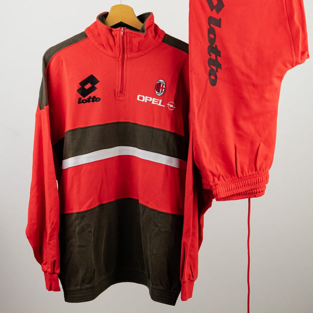 Tuta Milan Lotto rossonera 1994/1995 by LOTTO - Home