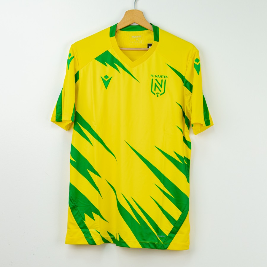 maglia allenamento nantes macron 2021/2022 by MACRON - Home