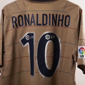 Maglia away Barcellona Nike 2003/2004 Ronaldinho 10 by NIKE - Home (4)