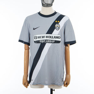 Maglia Away Juventus Nike Felipe Melo 4 2009/2010 by NIKE - Home (2)