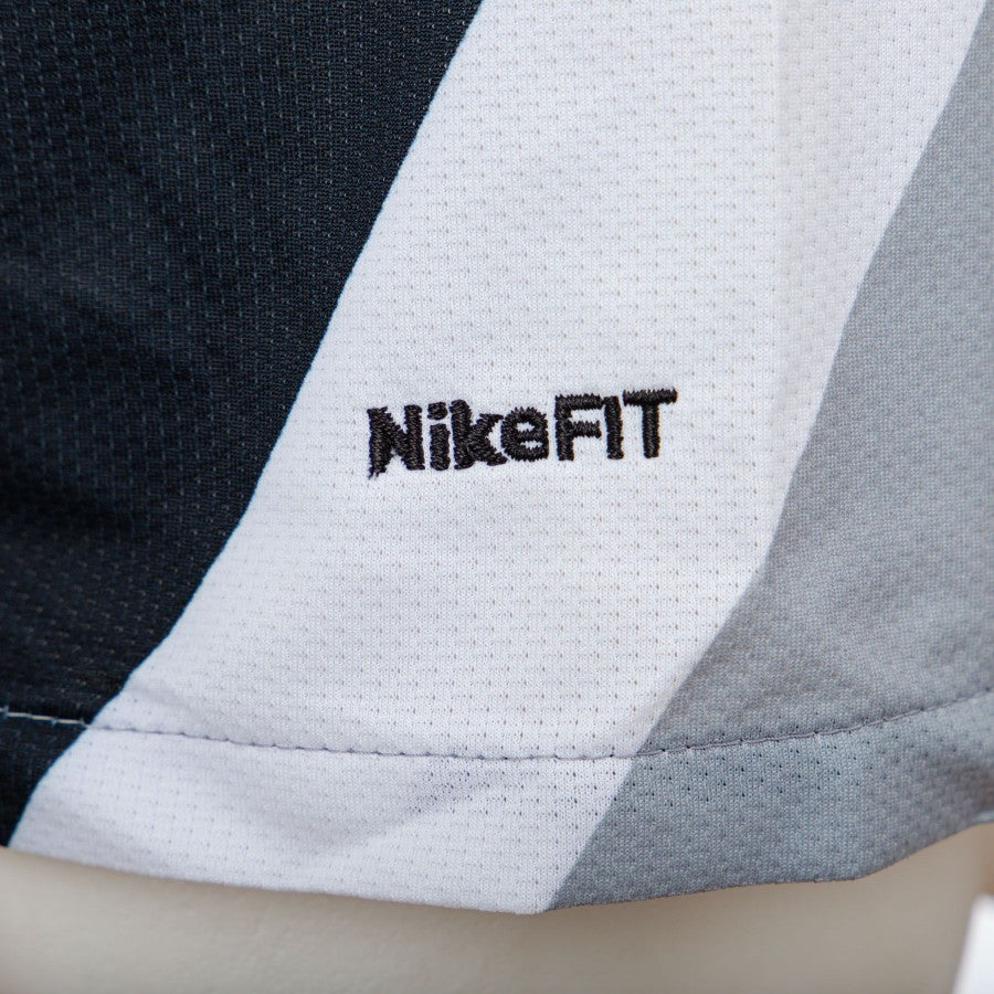 Maglia Away Juventus Nike Felipe Melo 4 2009/2010 by NIKE - Home (5)