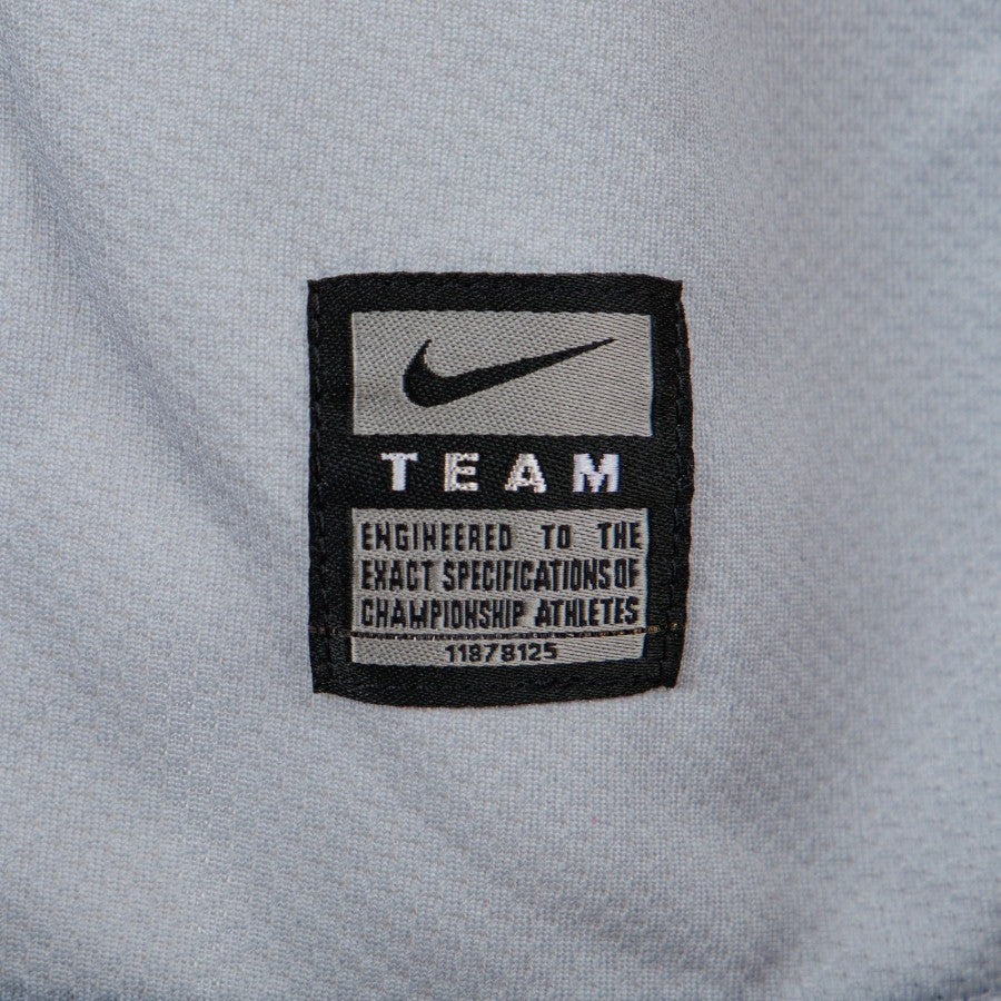 Maglia Away Juventus Nike Felipe Melo 4 2009/2010 by NIKE - Home (6)