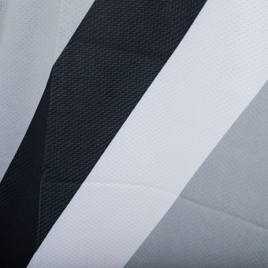 Maglia Away Juventus Nike Felipe Melo 4 2009/2010 by NIKE - Home (8)