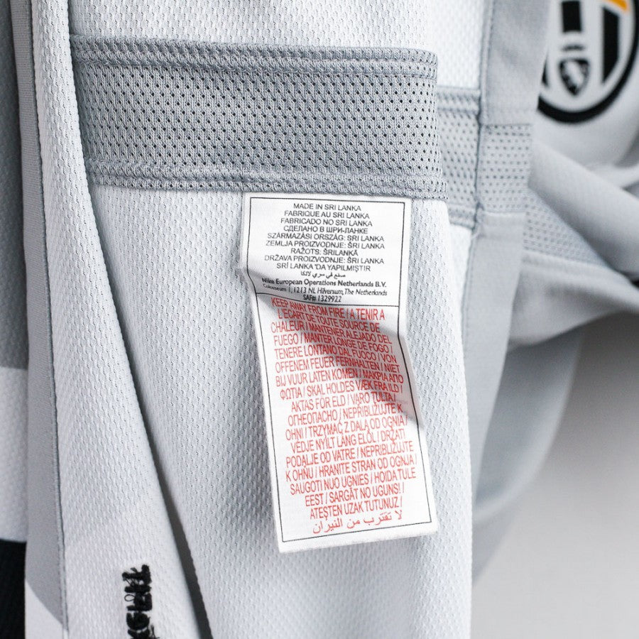 Maglia Away Juventus Nike Trezeguet 17 2009/2010 by NIKE - Home (20)