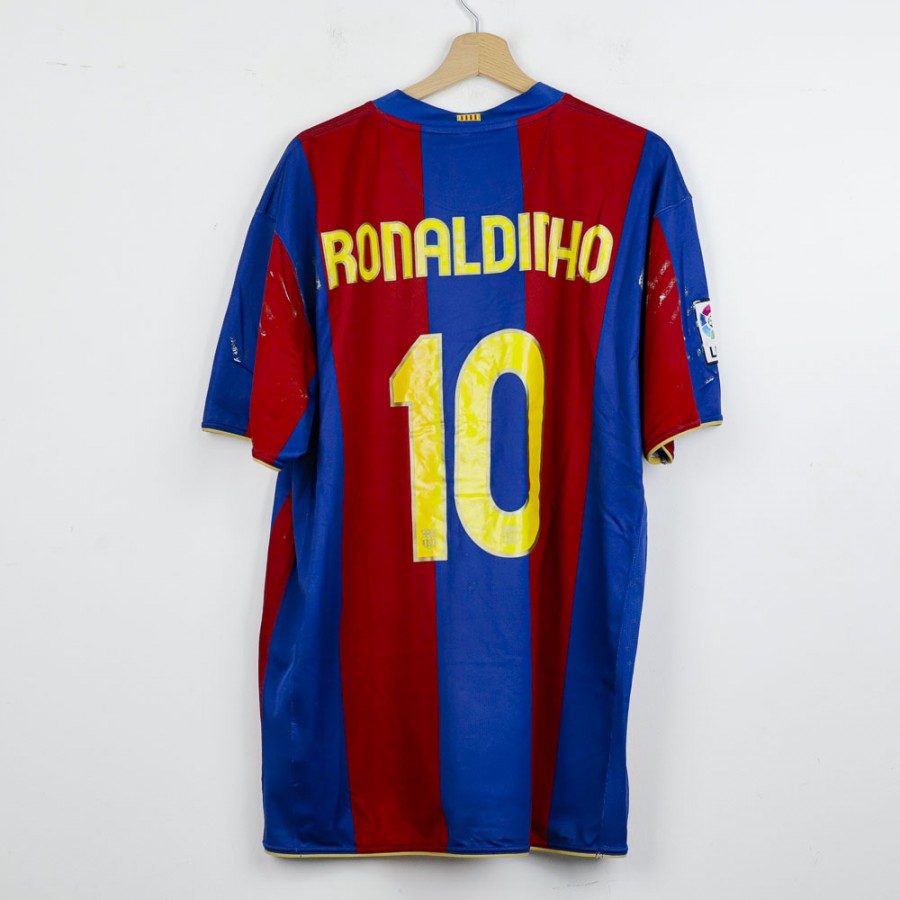 2007/2008 Barcelona Nike Home Jersey Ronaldinho 10