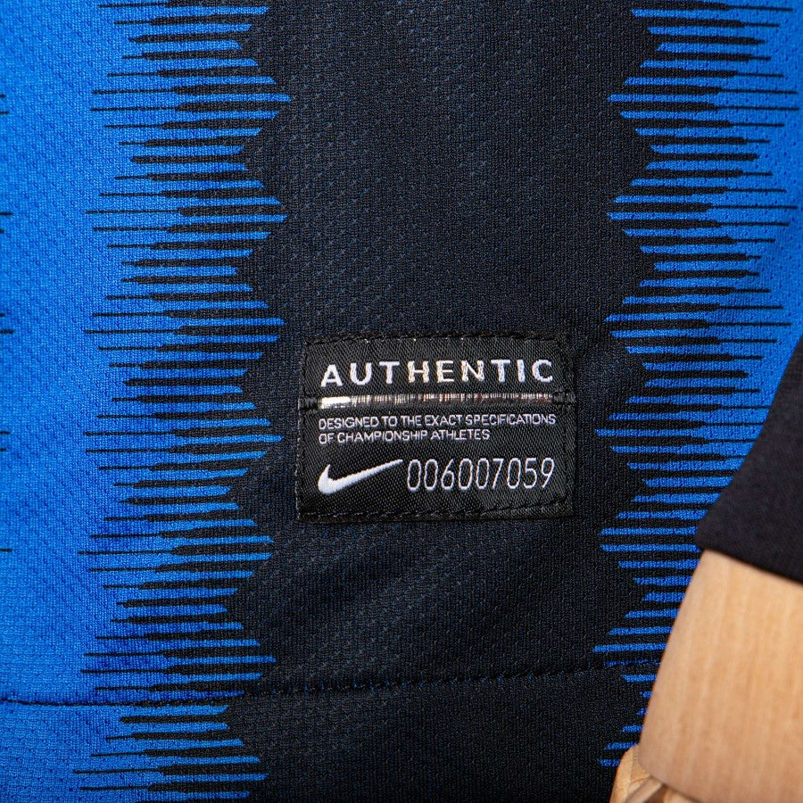 maglia home fc inter nike coutinho 29 ml 2010/2011 by NIKE - Home (9)