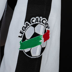 maglia home juventus nike 2003/2004 montero 4 by NIKE - Home (6)