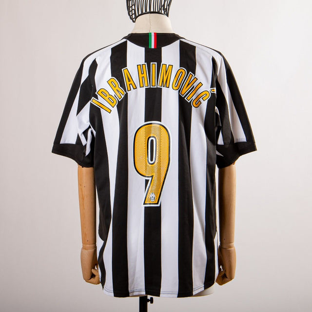 Maglia home Juventus Nike 2005/2006 Ibrahimovic 9 by NIKE - Home
