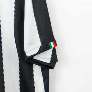 maglia home juventus nike 2010/2011 by NIKE - Home (4)