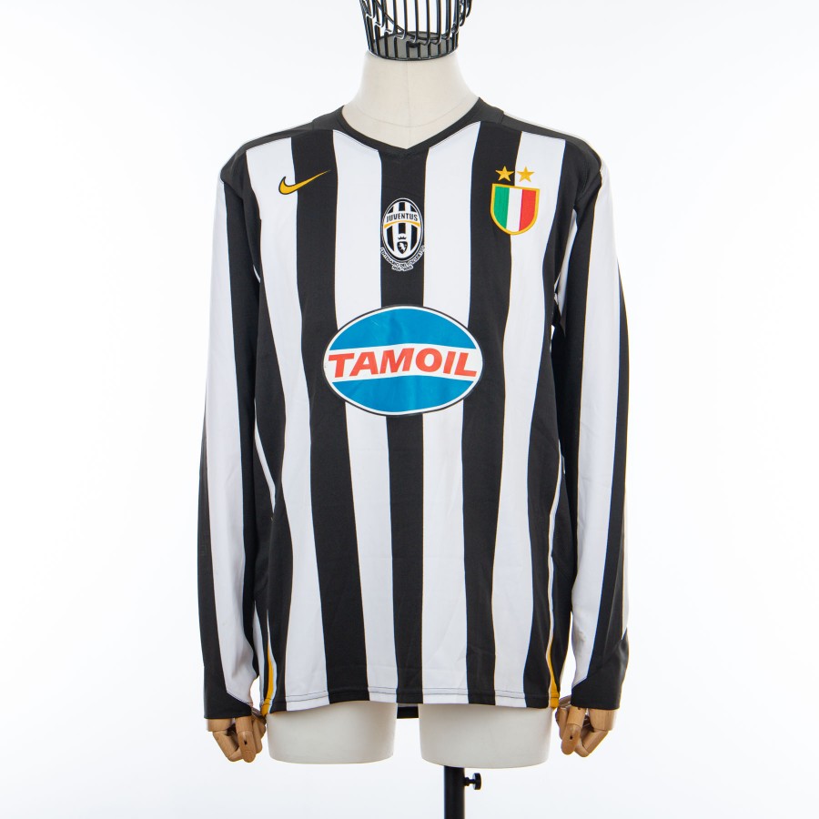 2005/2006 Juventus Home Jersey Nike Trezeguet 17