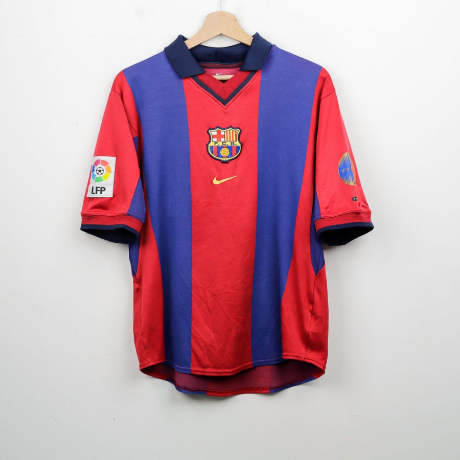 1998/1999 Home Barcelona Shirt Nike Overmars 11