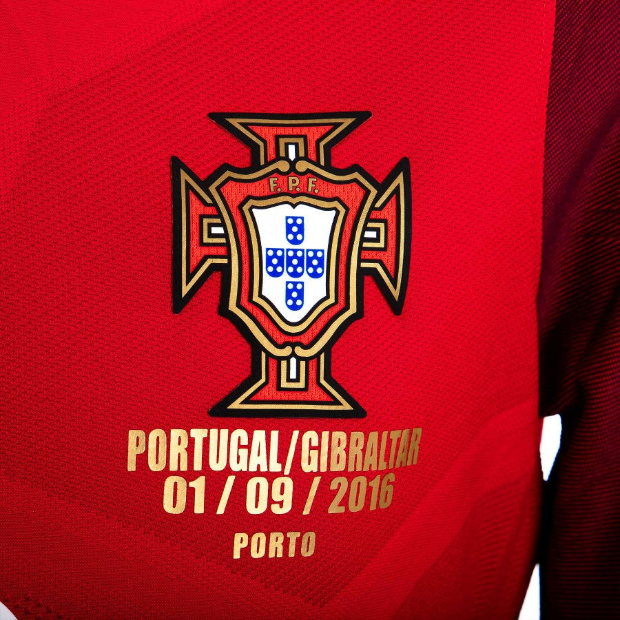 Portugal 2016/2017 home shirt Joao Mario 10