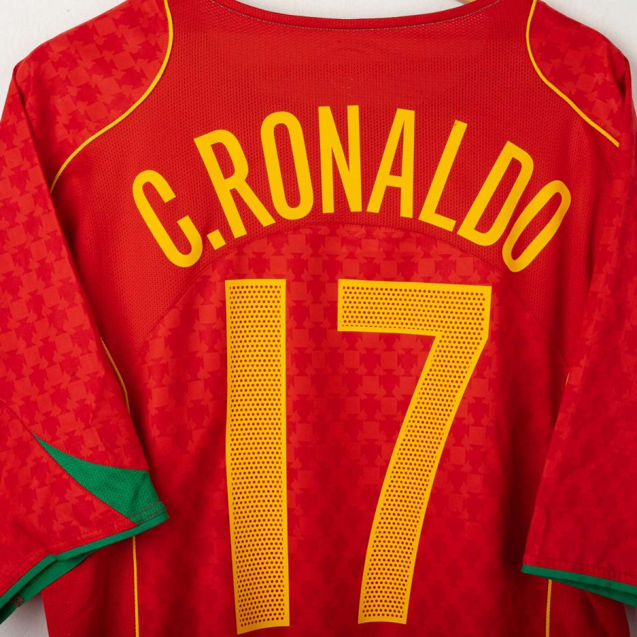 maglia home portogallo nike 2004 ronaldo 17 by NIKE - Home (4)
