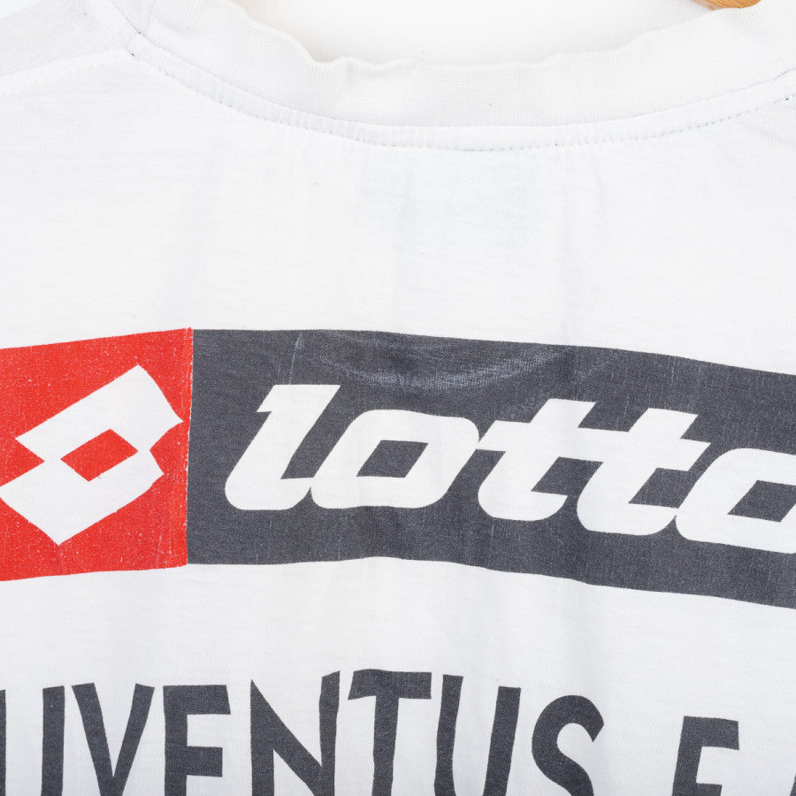 T-shirt Juventus Lotto Tele+ 2001/2002 by NIKE - Home (9)