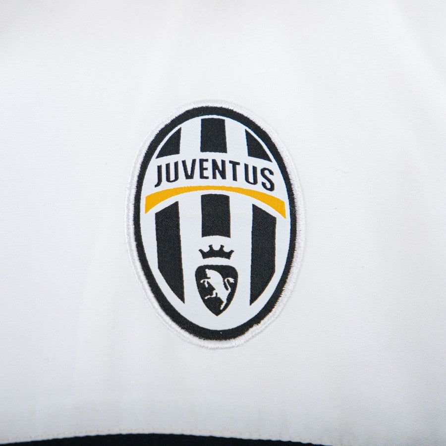 Tuta Juventus Nike 2010/2011 by NIKE - Home (3)