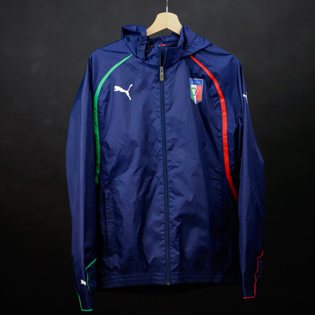 giacca italia puma 2010/2011 by PUMA - Home