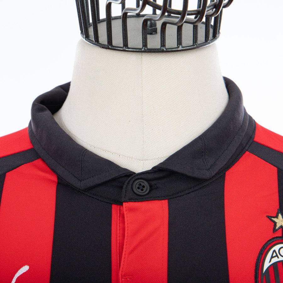 La Nuova Nuova Maglie Calcio AC Milan Bambino Prima 2023/2024 La Nuova Nuova Maglie Calcio AC Milan Bambino Prima 2023/2024