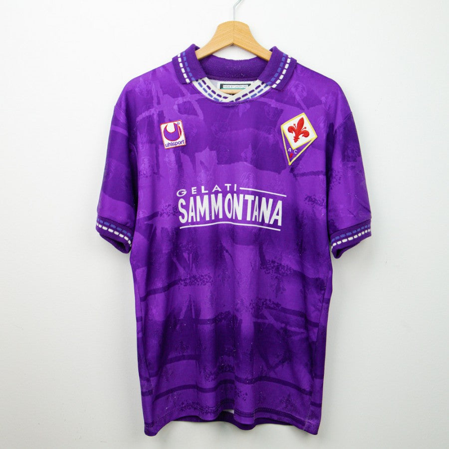 MAGLIA HOME FIORENTINA UHLSPORT 1993/1994 N2 – LE 7 SORELLE MAGLIA HOME FIORENTINA UHLSPORT 1993/1994 N2 – LE 7 SORELLE