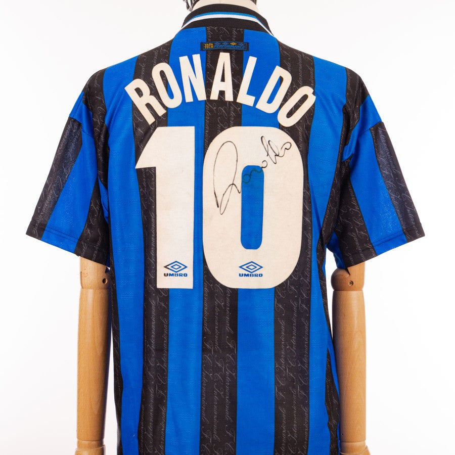 maglia home inter ronaldo 10 autografata 1997/1998 by UMBRO - Home (10)
