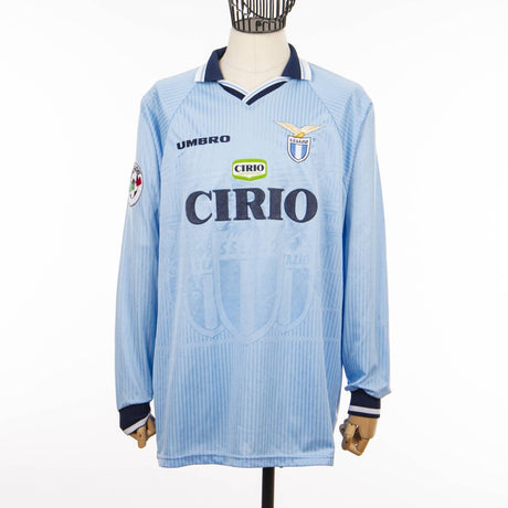 MAGLIA HOME LAZIO UMBRO 1997/1998 ML 2 NEGRO by UMBRO - Le 7 sorelle (2)