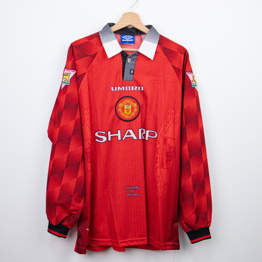 Manchester United Cantona 7 1996/1997 Home Shirt