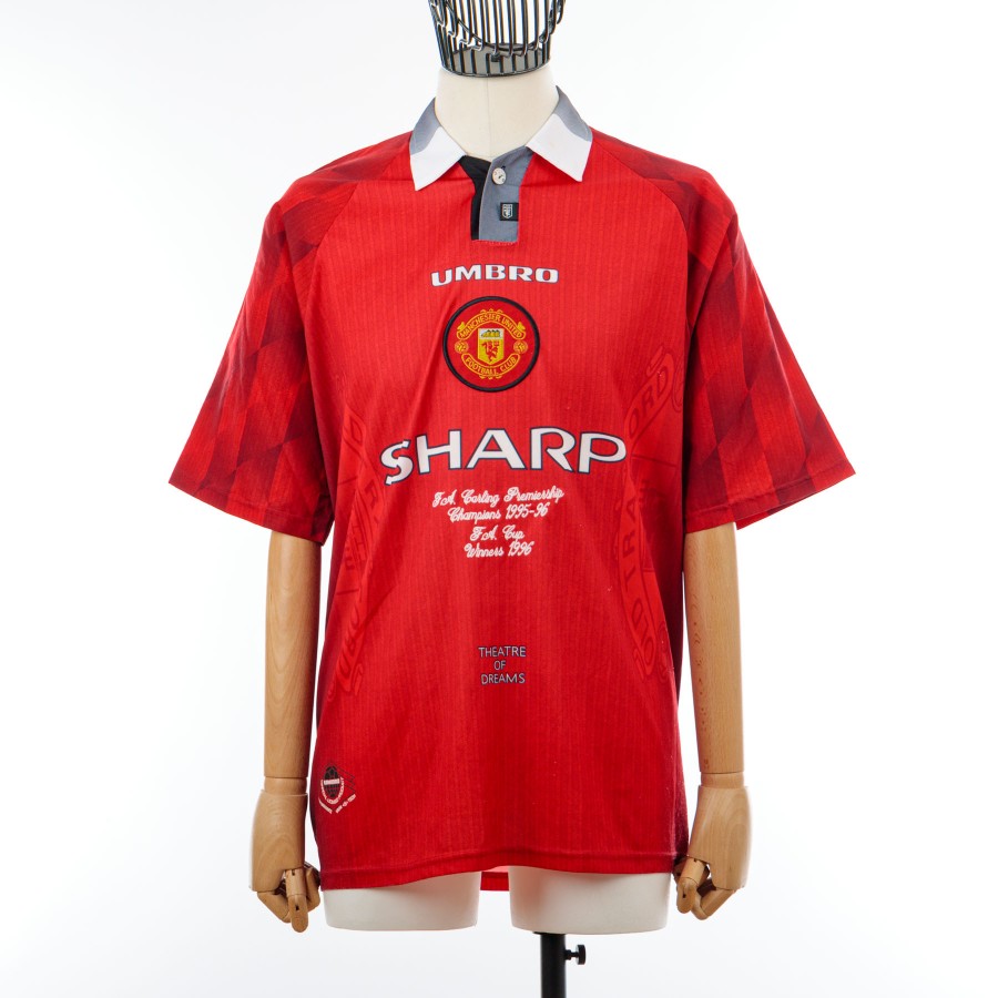 Maglia Home Manchester United  Umbro Cantona 7 1995/1996  by UMBRO - Home (2)