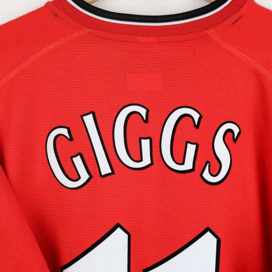 Manchester United Umbro Giggs 11 Home Shirt 2000/2001