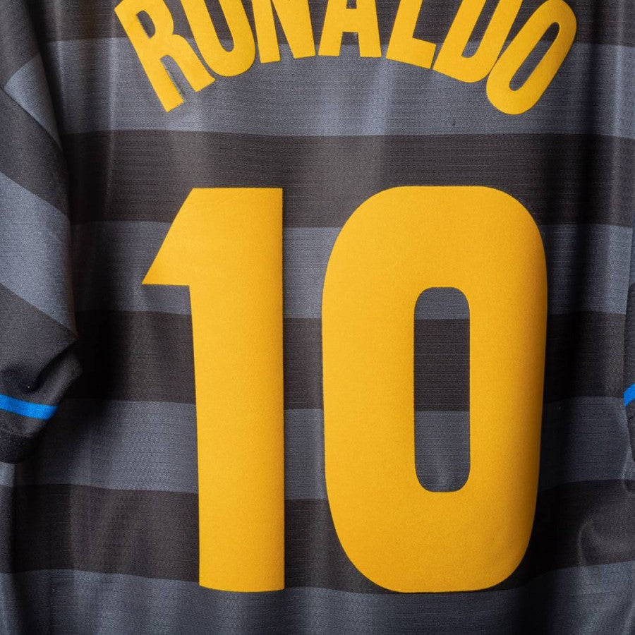 1997/1998 Third Inter Shirt Umbro Ronaldo 10