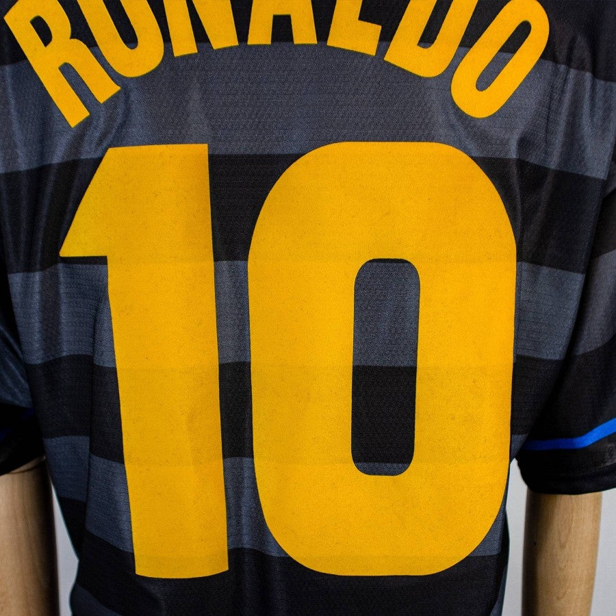 MAGLIA UEFA INTER UMBRO 1997/1998 RONALDO 10 by UMBRO - Home (4)